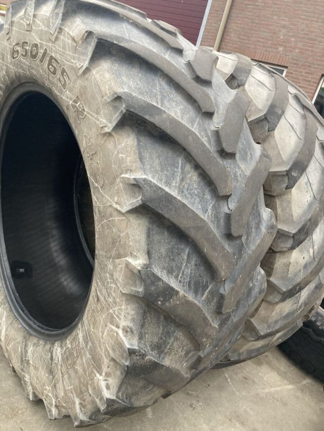 650/65R42 Trelleborg