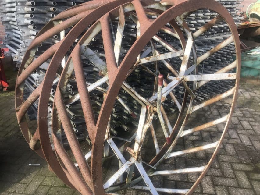 16.9×38 kooiwielen Molcon