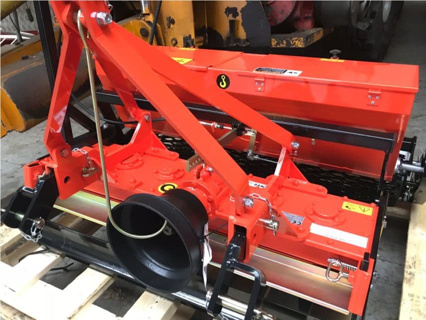 Kubota graszaaimachine met rotorkopeg