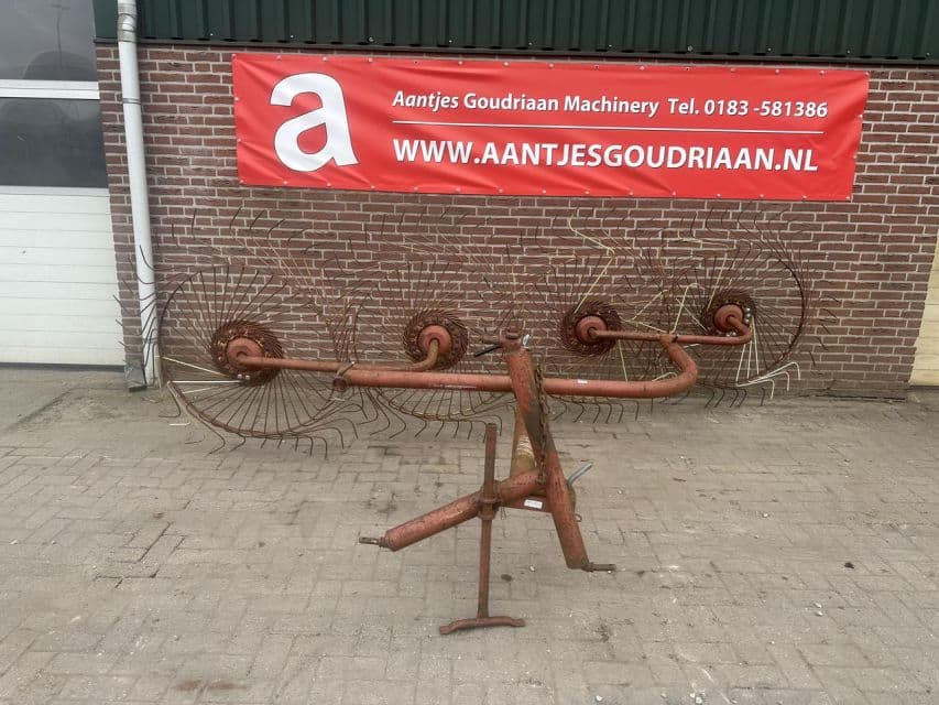 4 bords gedragen acrobaat