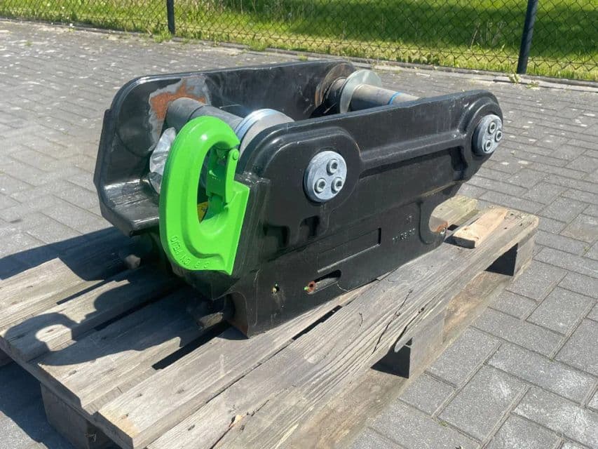 STEELWRIST QC S70 WIDE FPL | NEW / UNUSED | QUICK COUPLER | SNELWISSEL