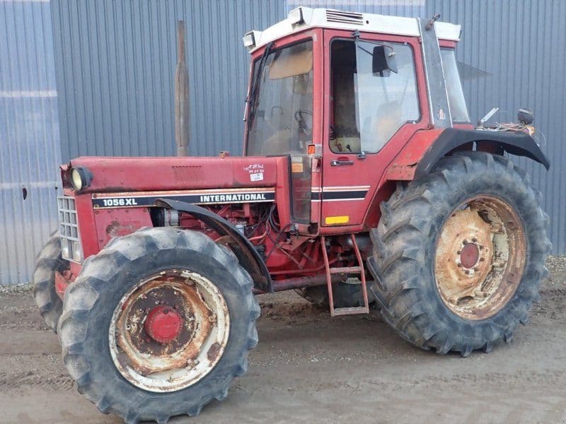 Case IH 1056