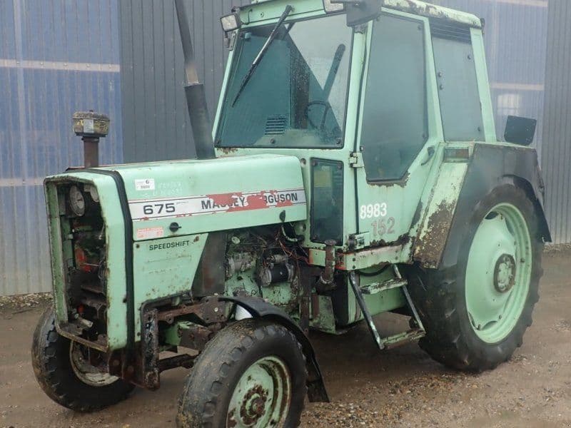 Massey Ferguson 675