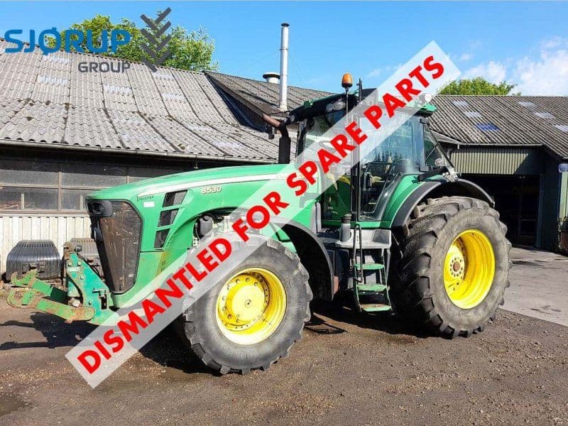 John Deere 8530
