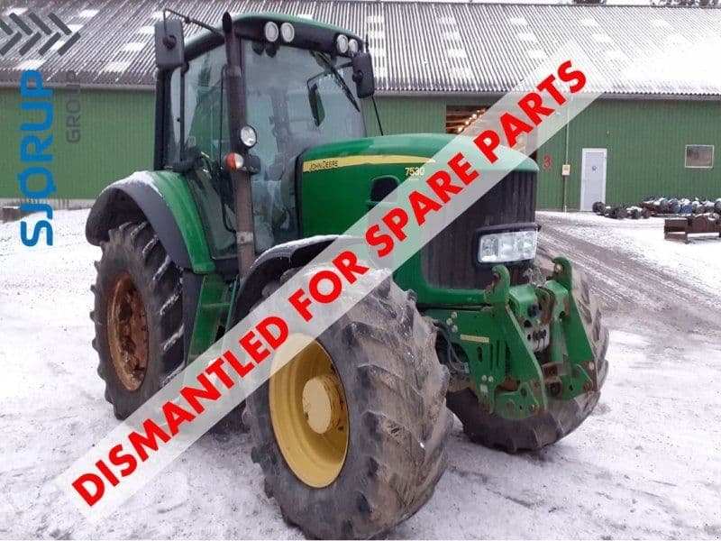 John Deere 7530