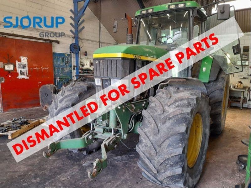 John Deere 7710