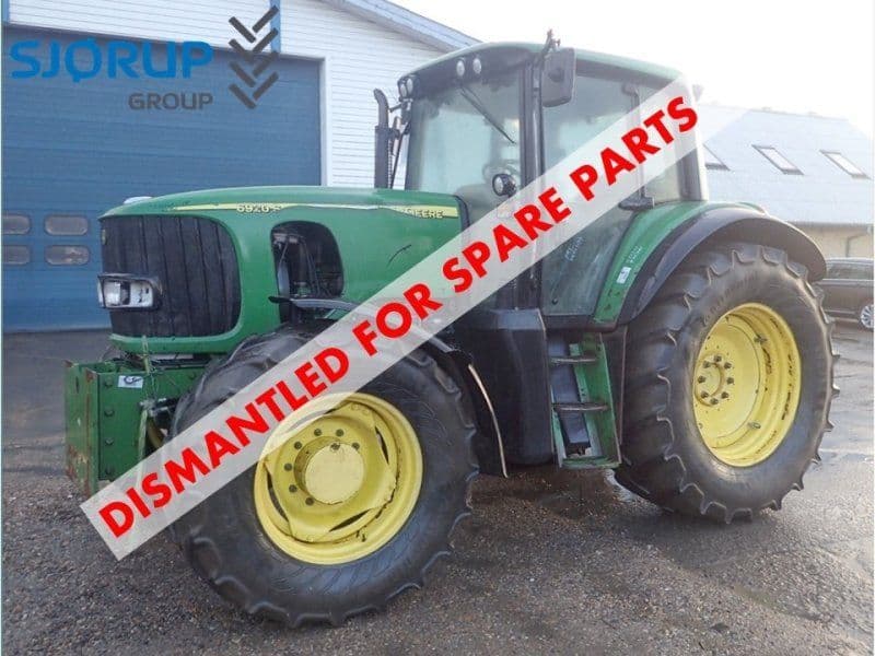 John Deere 6920