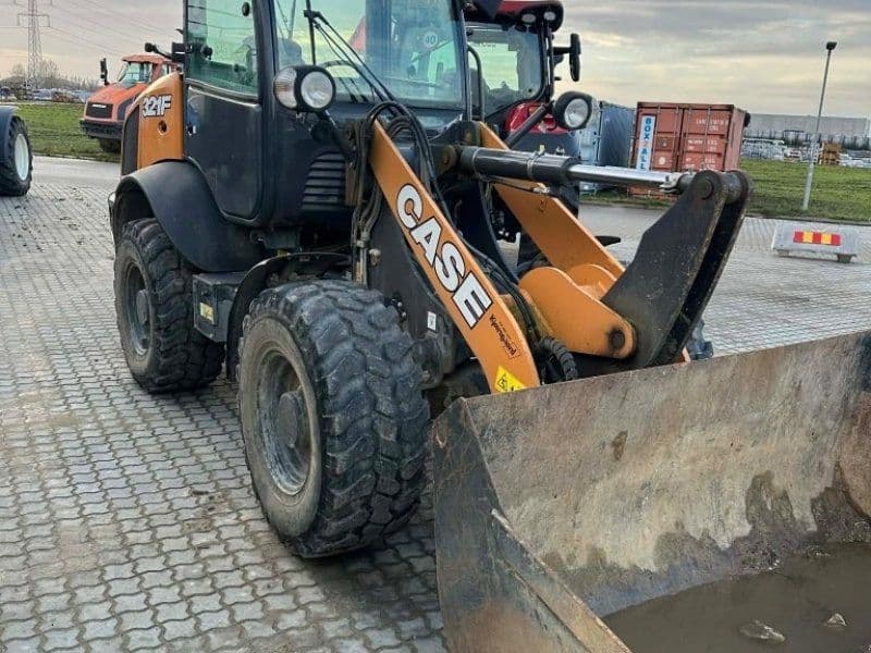 Case IH 321 F