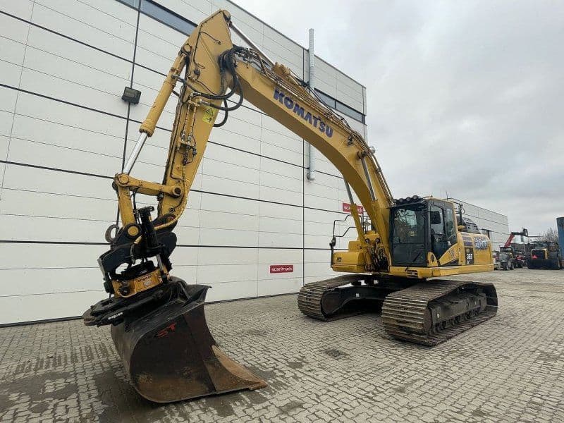 Komatsu HB365LC-3EO