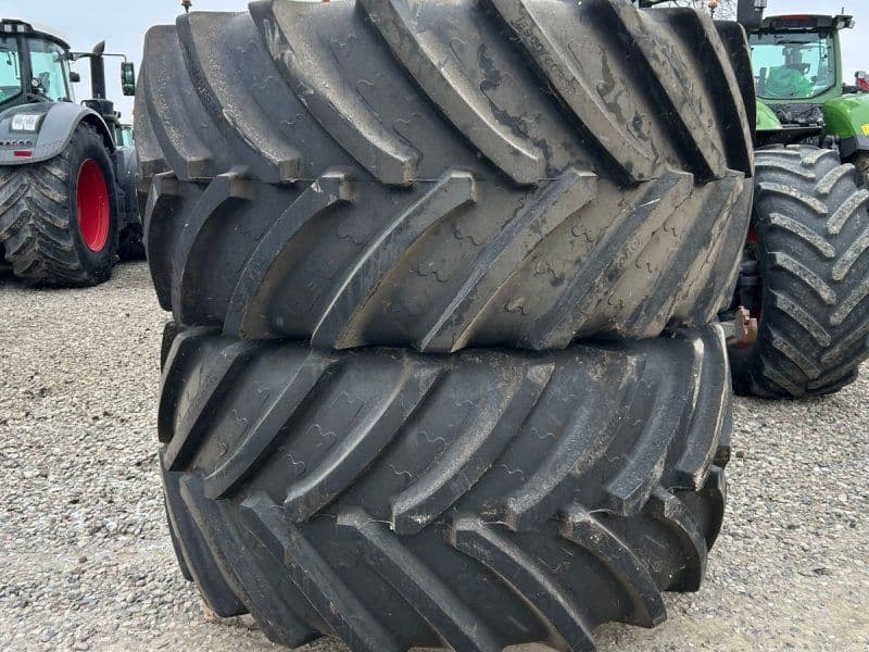 BKT 900/60R38 IF