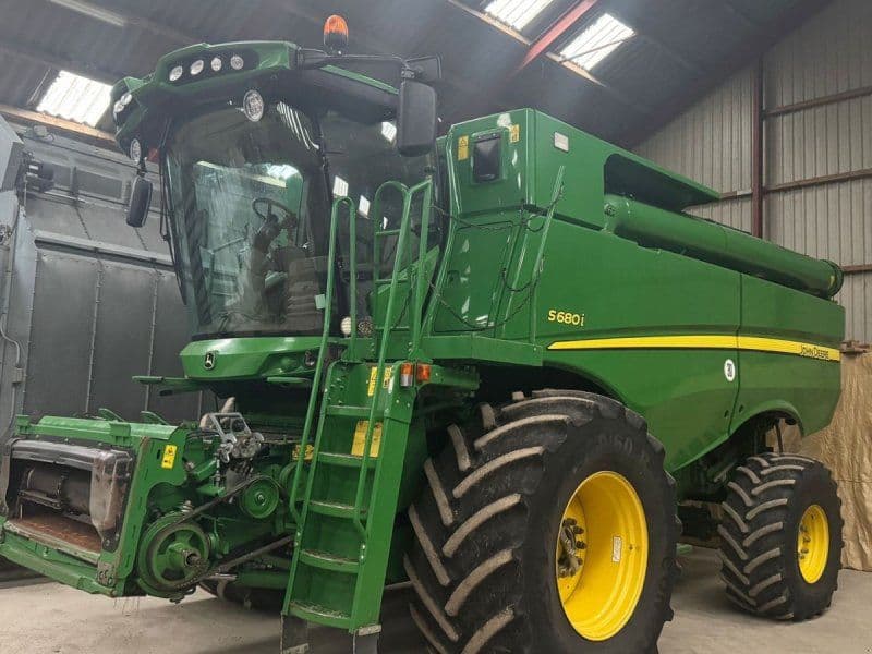 John Deere S680i