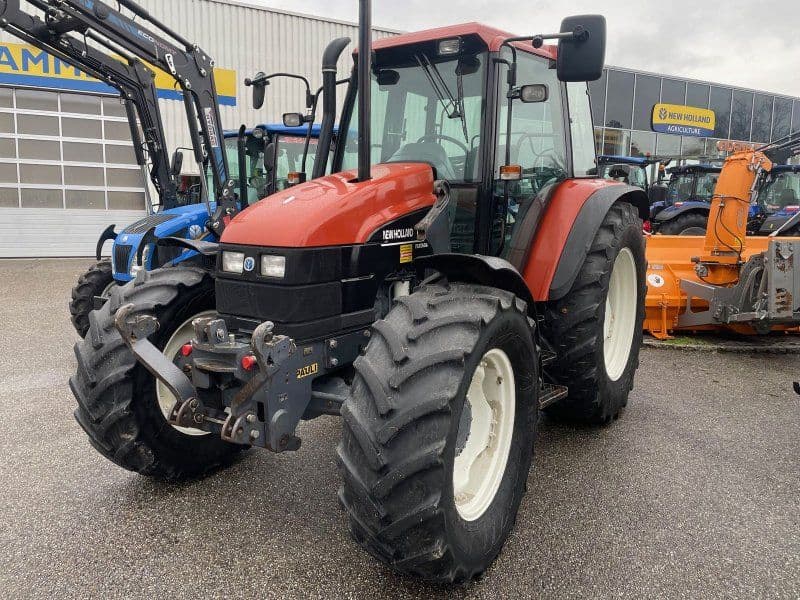 New Holland TS110