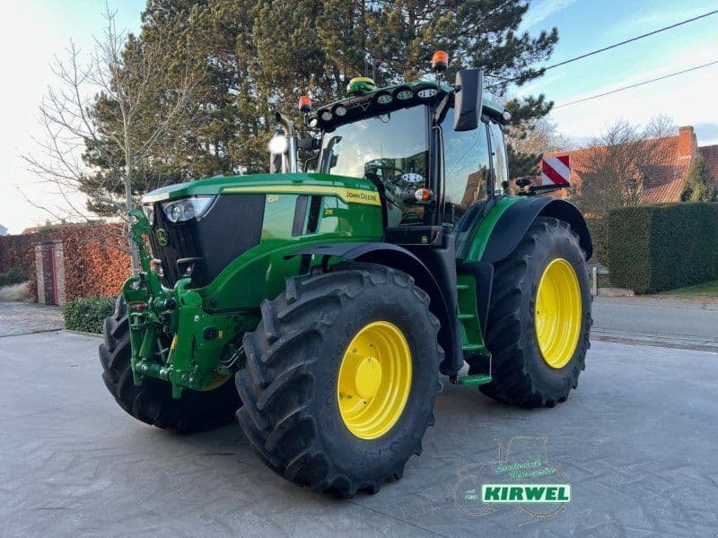 John Deere 6R 215
