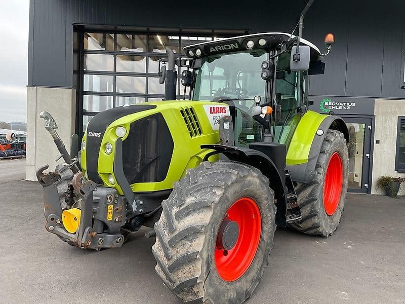 Claas Arion 650 CEBIS mit Fronthydraulik / Zapfwelle / Konsolen