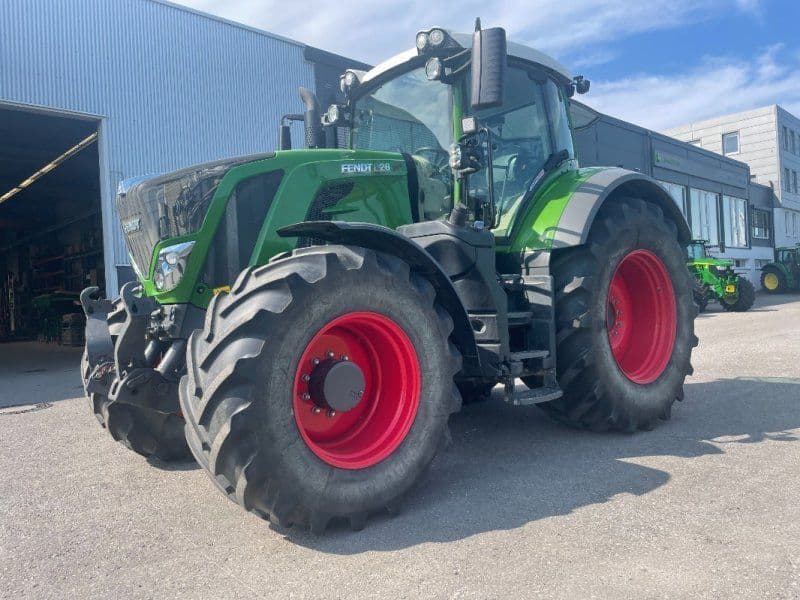 Fendt 828 VARIO S4 PROFI PLUS