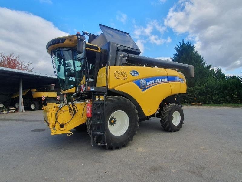 New Holland CH7.70