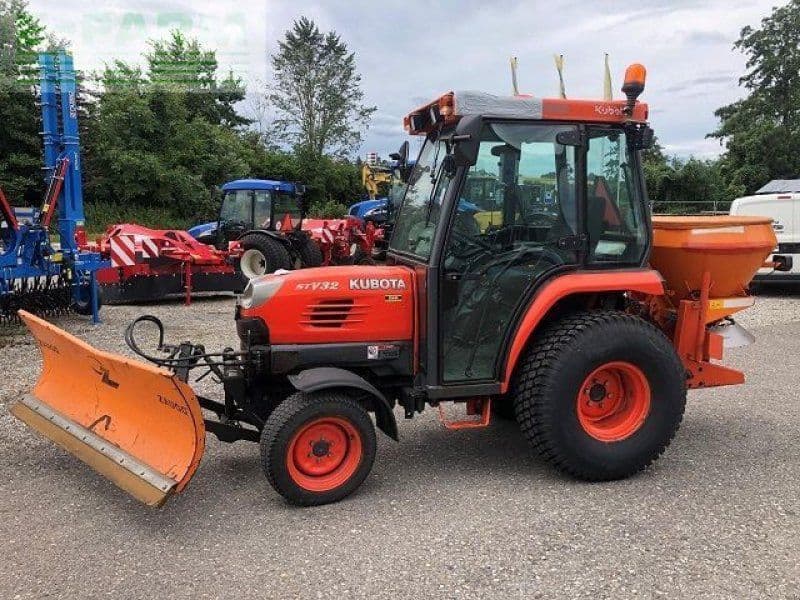 Kubota stv 32