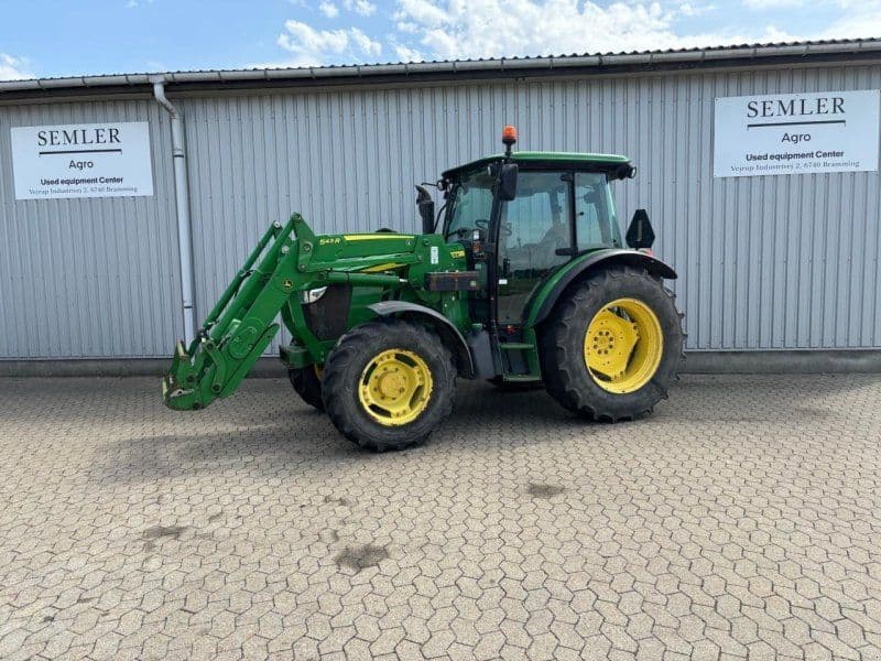 John Deere 5115M