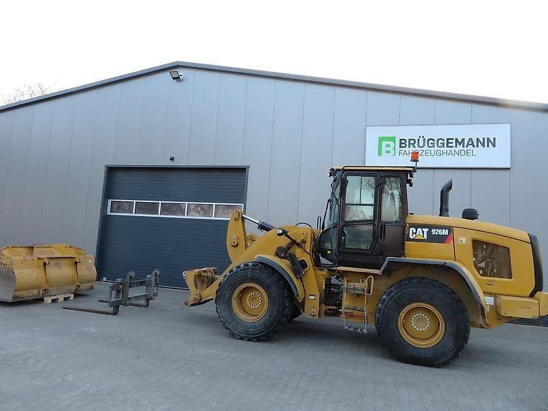 Caterpillar CAT 926M mit SW+ (Schaufel+Palettengabel), !!! ERST 2200 Stunden