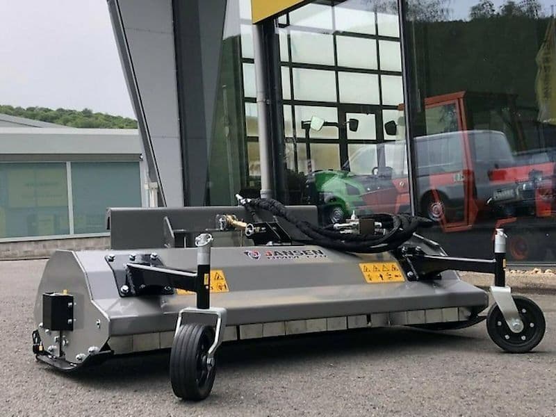 Jansen HMM-170 Hydraulischer Frontmulcher Schlegelmulcher Mähwerk