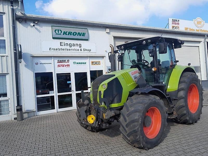 Claas Arion 550