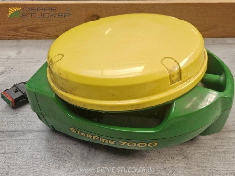 John Deere StarFire 7000