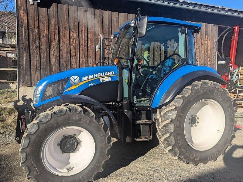 New Holland T4.85