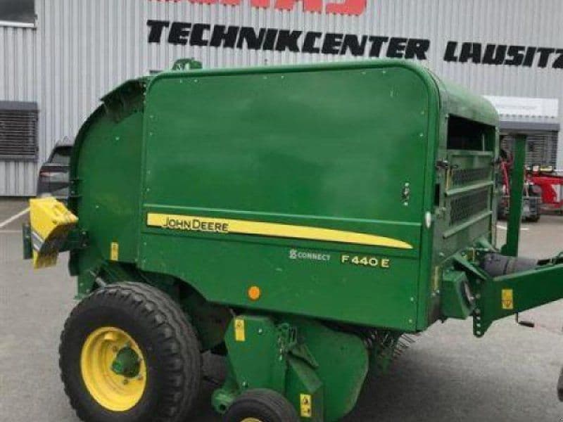 John Deere GEBR. PRESSE F 440E