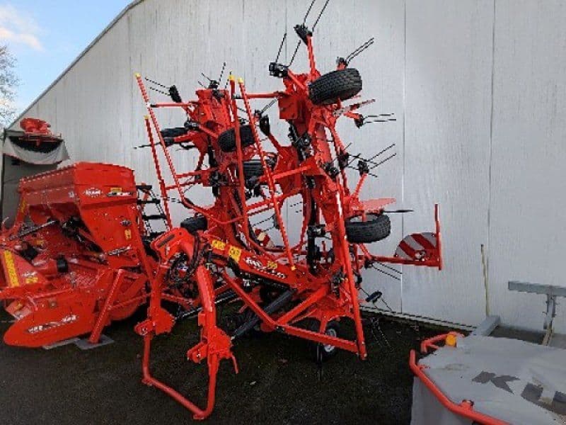 Kuhn 8703