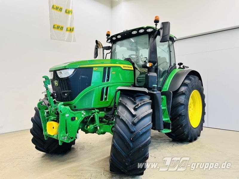 John Deere 6R 250