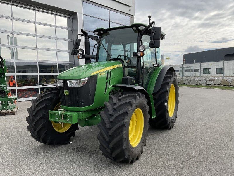 John Deere 5095M
