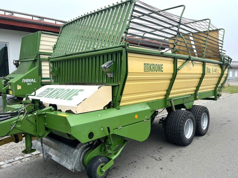 Krone Titan 6/40 L mit neuen 19-er Breitreifen und im guten Zustand