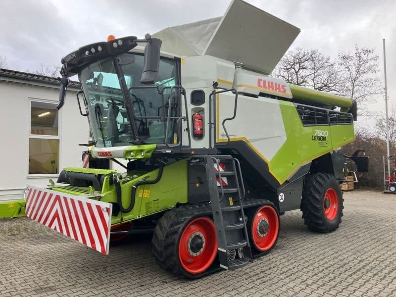Claas LION 7600 TT + V930 + TW