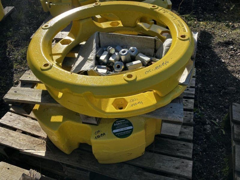 John Deere 70 Kg  900 kg