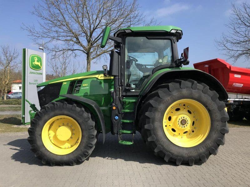 John Deere 7R 330