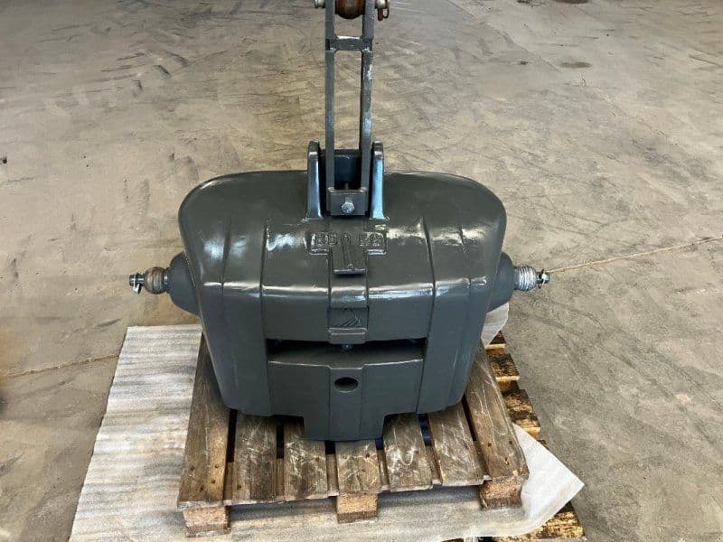 Massey Ferguson 850 kg