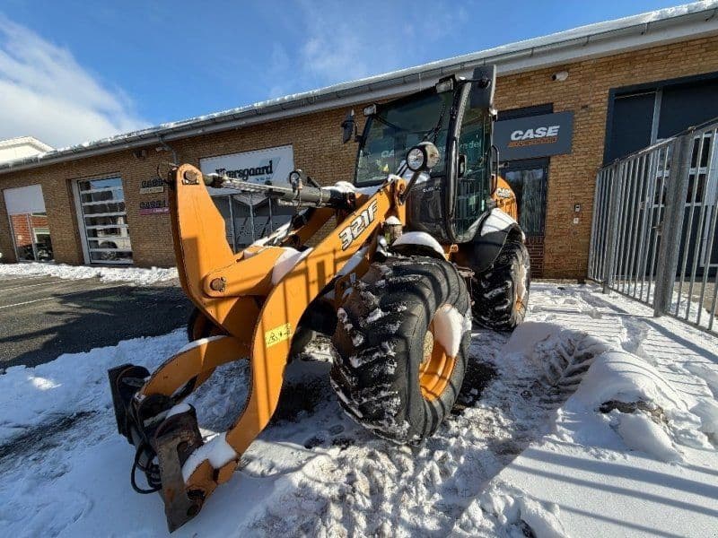 Case IH 321 F