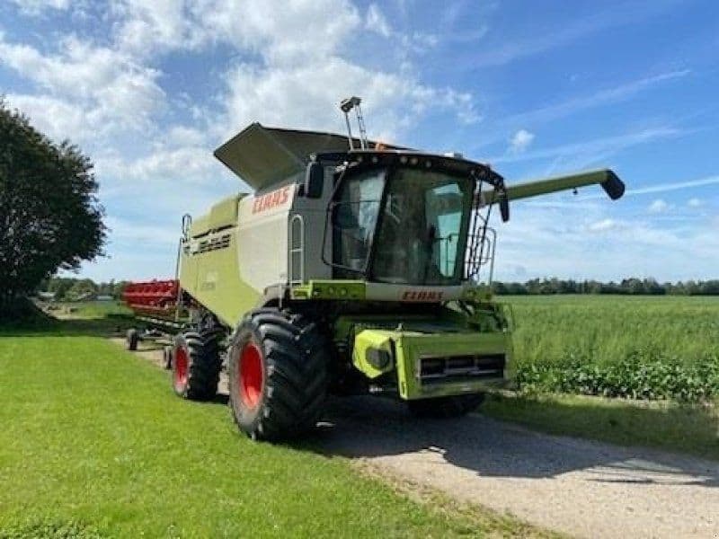 Claas LION 660 T4I VARIO 930 4 WD  GPS  11000 L. tan