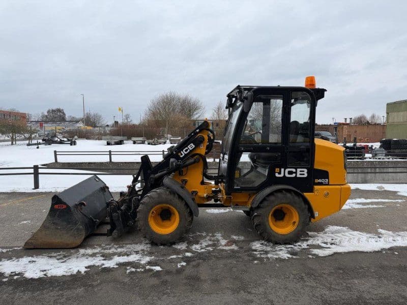 JCB 403 PLUS