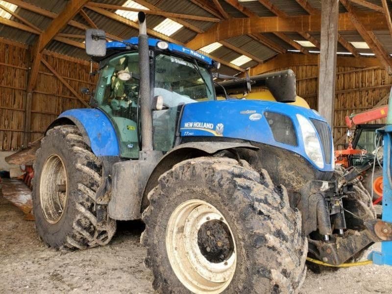New Holland T7.260AC