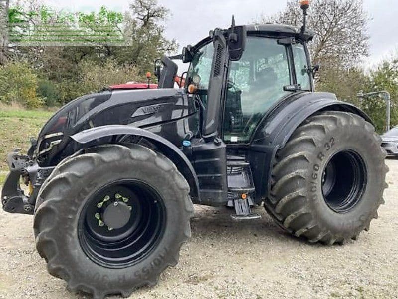 Valtra t215d