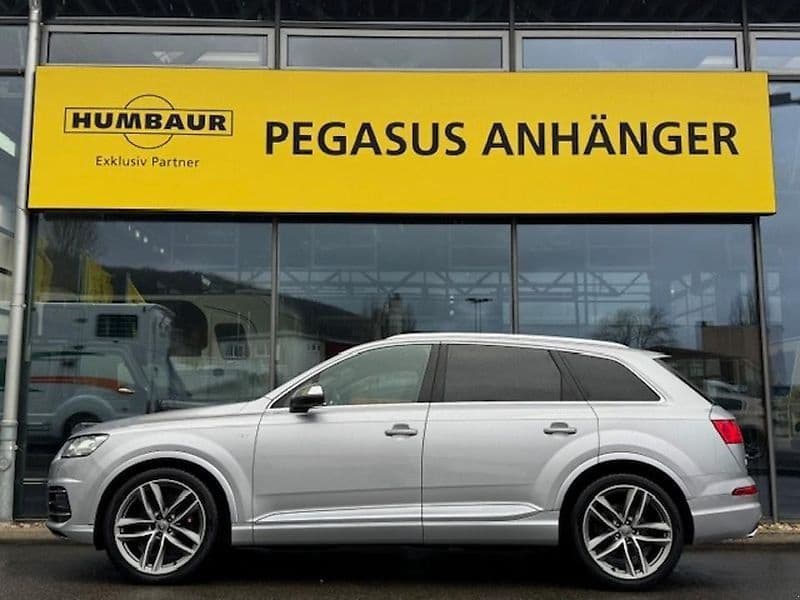 Audi SQ7 4.0 TDI quattro V8 PKW SUV AHK Pano 1.Hand