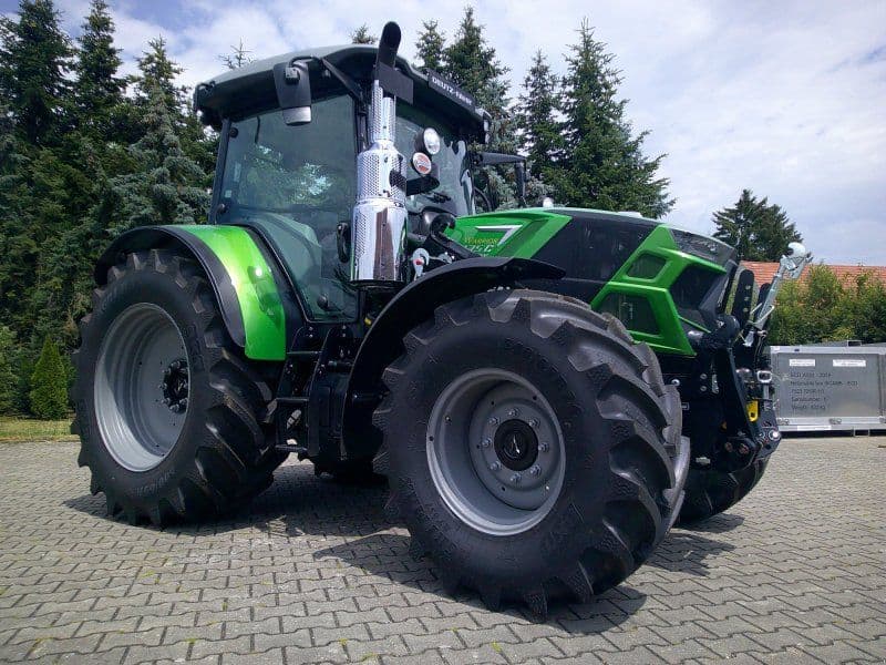 Deutz-Fahr 6135 C TTV "stufenlos WARRIOR", Javagün, Frontlader Aktion ohn