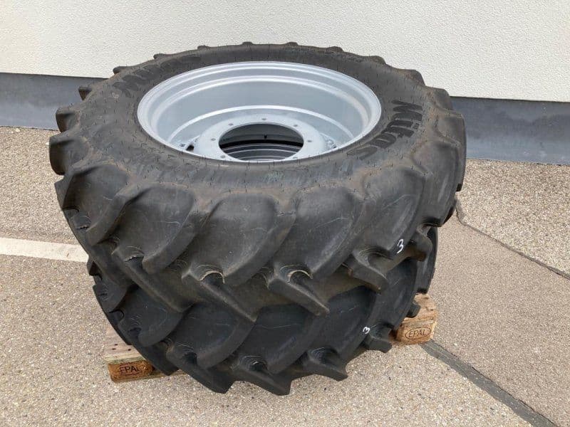 Mitas Kompletträder 340/85R28 (13.6R28) AC 85