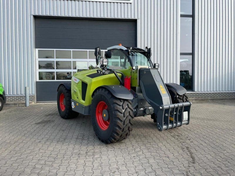 Claas Scorpion 756