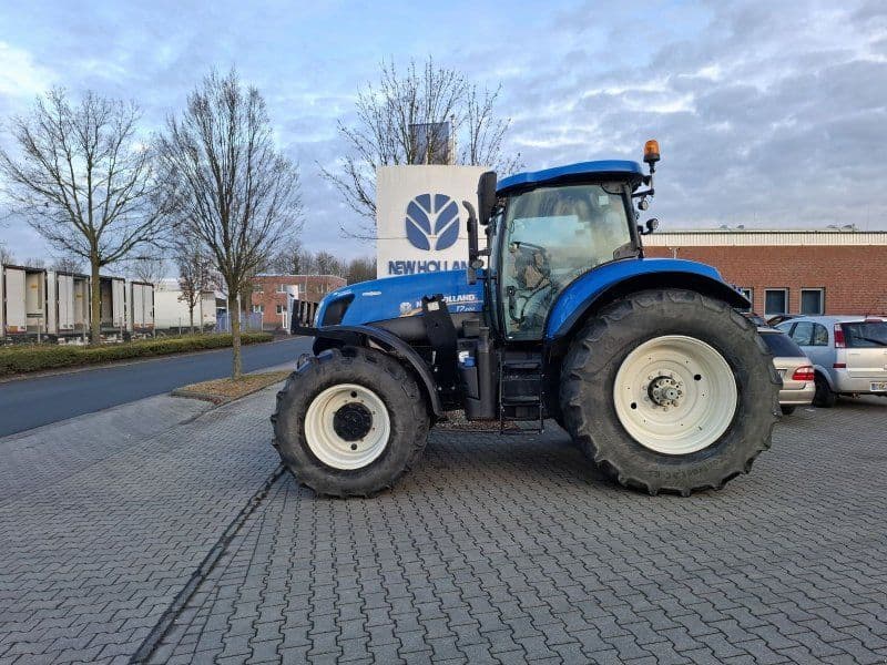 New Holland T7.220 AC