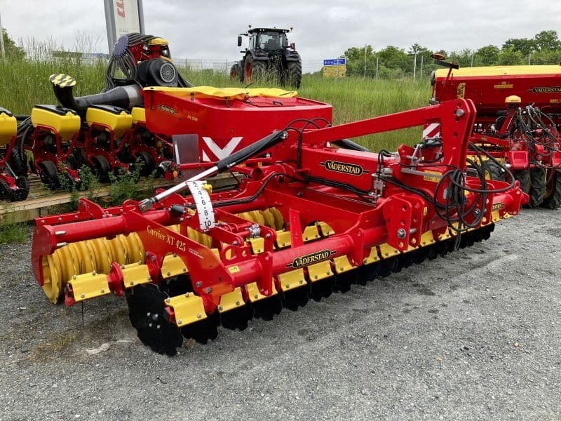 Väderstad CARRIER XT 425