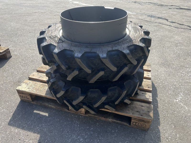 Trinker Zwillingsräder 210/90R20 zu 280/70R20