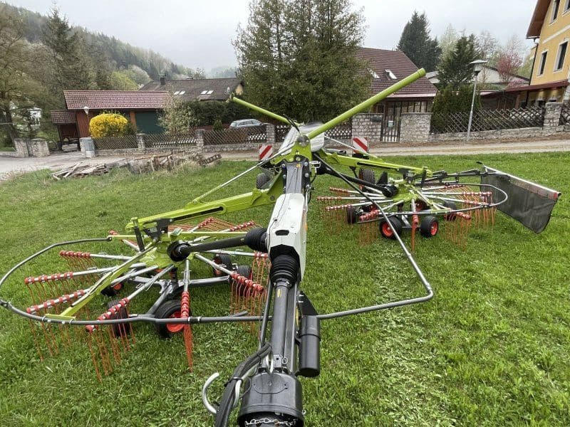 Claas Liner 1700 Twin