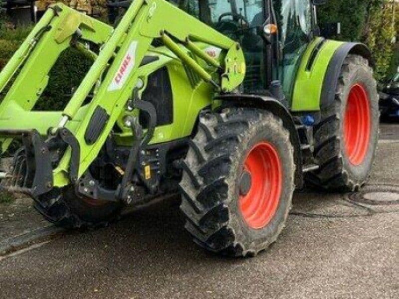 Claas Arion 440